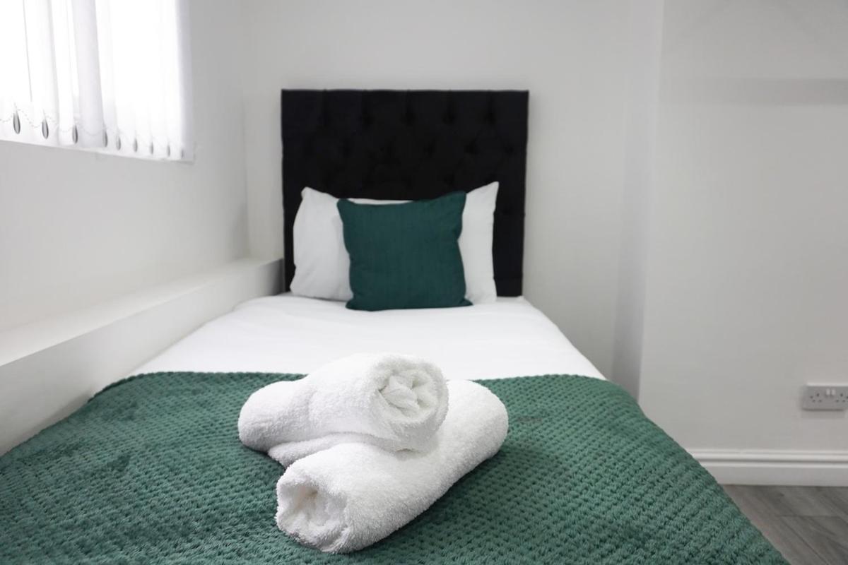 Contractors Dream, 4 Bedroom 2 Bathroom ليفربول المظهر الخارجي الصورة